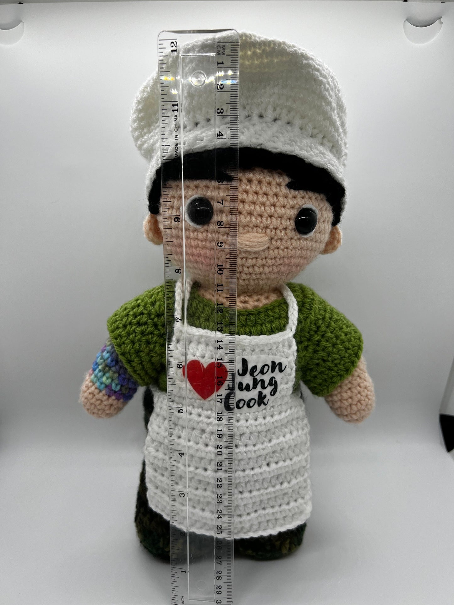 BTS Jung Kook dressed as a military chef!