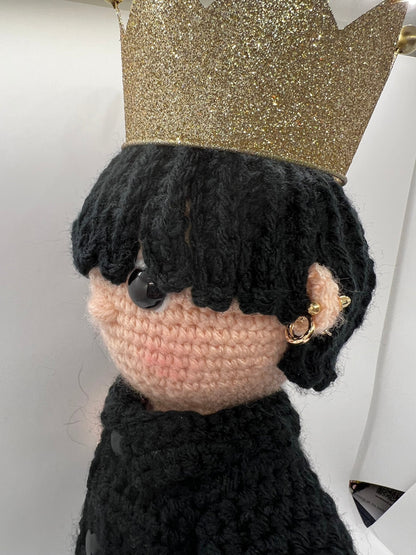 BTS King V who can make anything look beautiful. Hand crochet doll