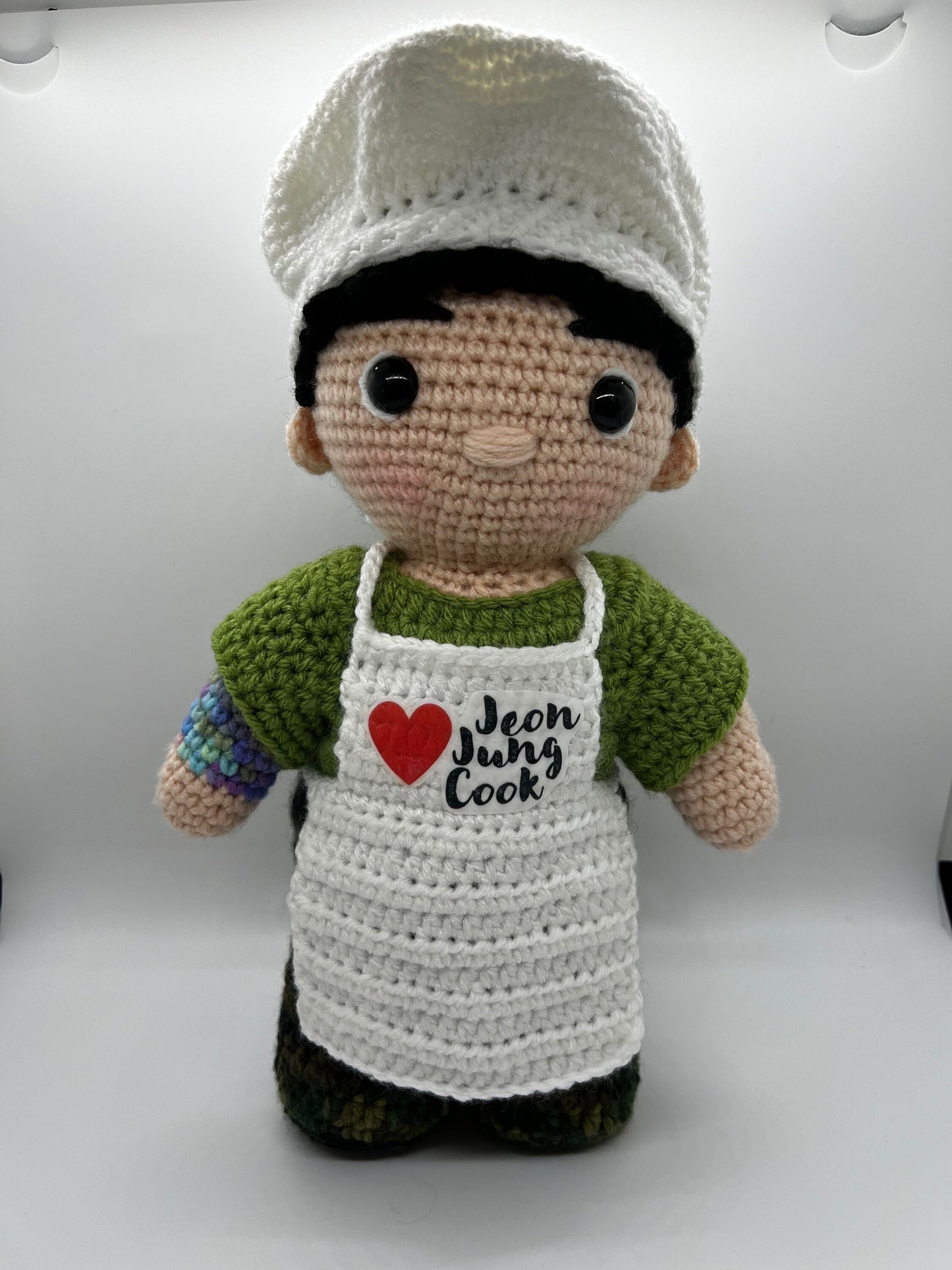 BTS Jung Kook dressed as a military chef!