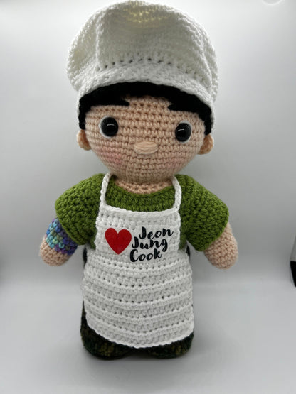 BTS Jung Kook dressed as a military chef!